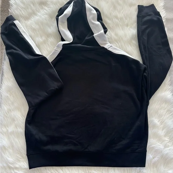 Victoria's Secret PINK Black and White Crop Zip-Up Hoodie - Picture 2 of 3